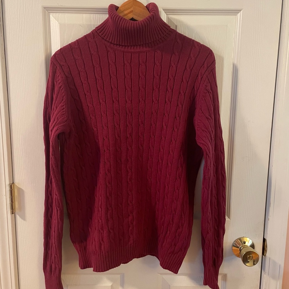 Eddie Bauer Stretch Cable Knit Sweater in Burgundy